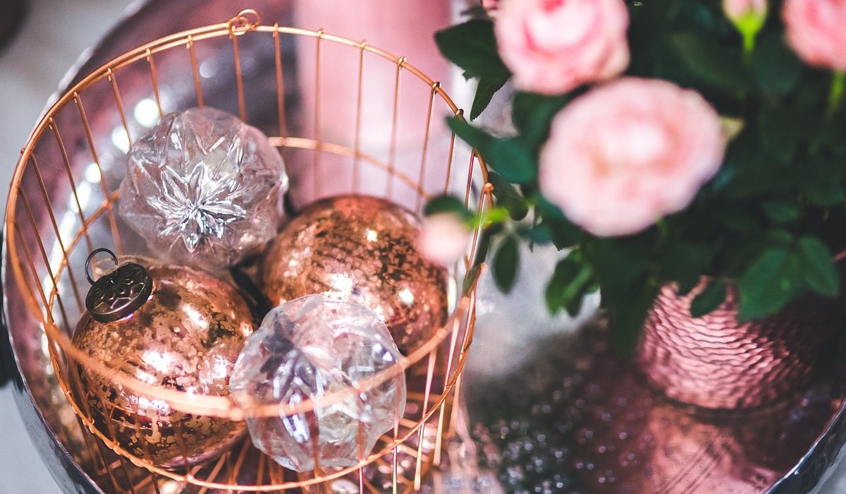 Creating a Cosy Reading Corner with Copper Details